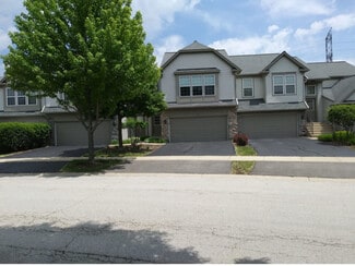 481 Metropolitan St, Aurora, IL 60502