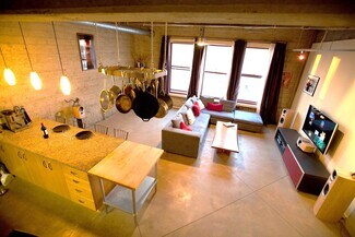 201 4th St Unit 302, Oakland, CA 94607