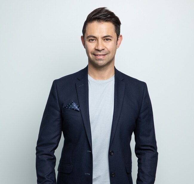 Agent Photo