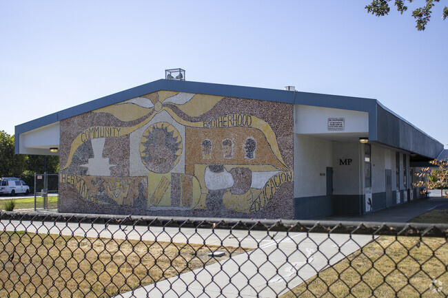San Antonio Elementary School located in the Mayfair neighborhood.
