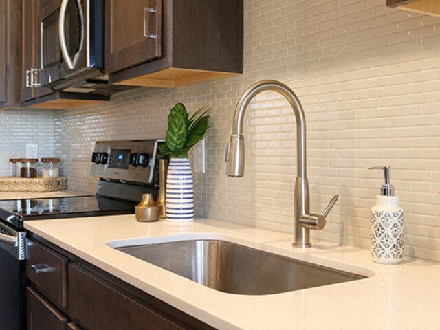 River House, Columbus, OH 43215 - photo 2