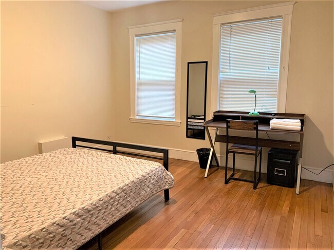 61 Algonquin Rd unit 61, Newton, MA 02467 - photo 4