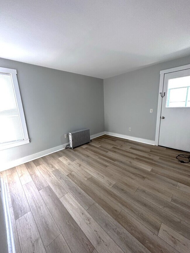 12-14-14 St Louis St unit 12 Saint Louis St, Burlington, VT 05401 - photo 7