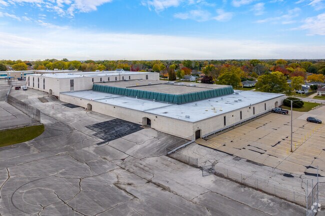 An aerial view of Morse Middle School in the Menomonee River Hills neighborhood.