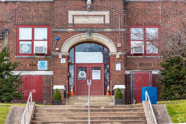 Columbus School 8 4