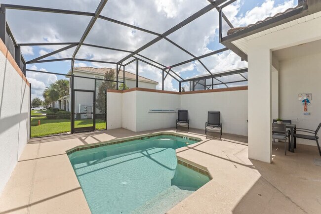 4800 Crusoe St unit ID1280924P, Kissimmee, FL 34746 - photo 2