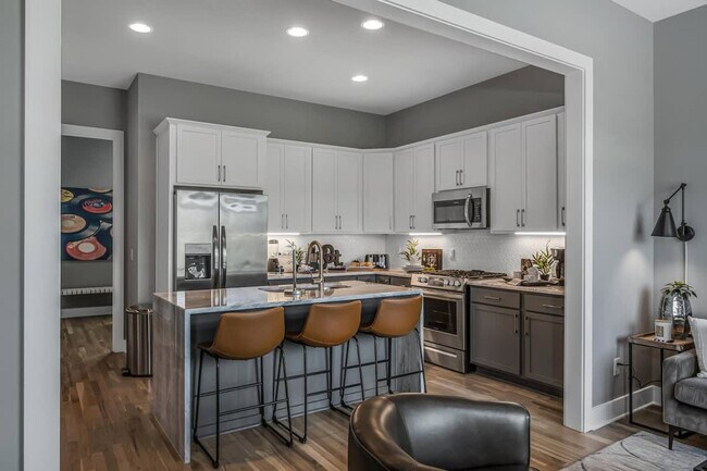 968 Youngs Ln unit ID1051746P, Nashville, TN 37207 - photo 3