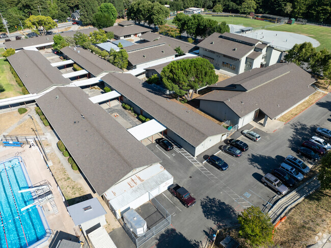 Thrive academically and socially at San Lorenzo Valley High School in the San Lorenzo Valley.