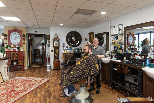 Executive Barber Shop in Ottawa offers custom haircuts as well as straight razor shaves.