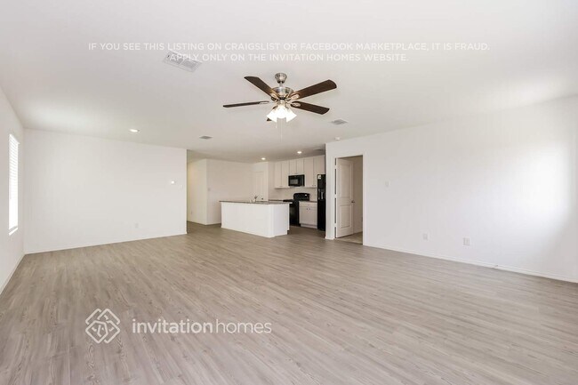 4060 Mountain Meadow Rd, Crowley, TX 76036 - photo 5