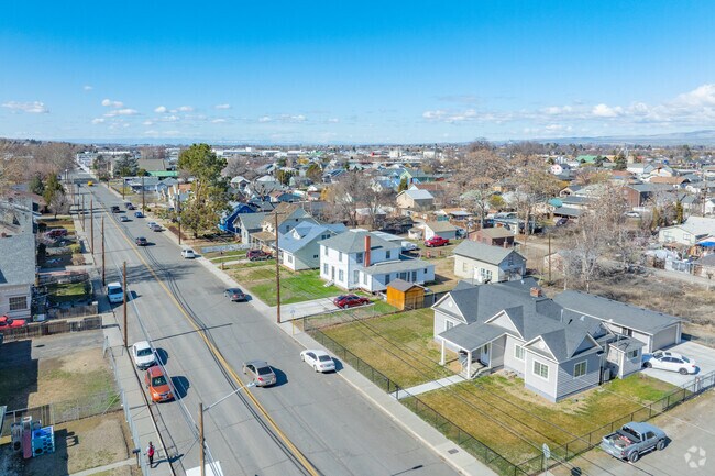 The center of Sunnyside's residential area features rows of Mid-Century Ramblers.