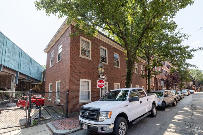 The Advent School in Boston fosters a nurturing and inclusive learning environment.