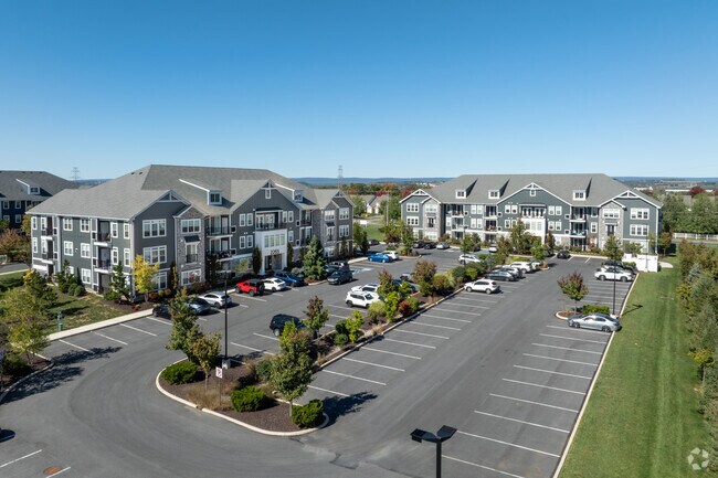 Apartments near Chestnut Hill offer easy access to downtown Easton.