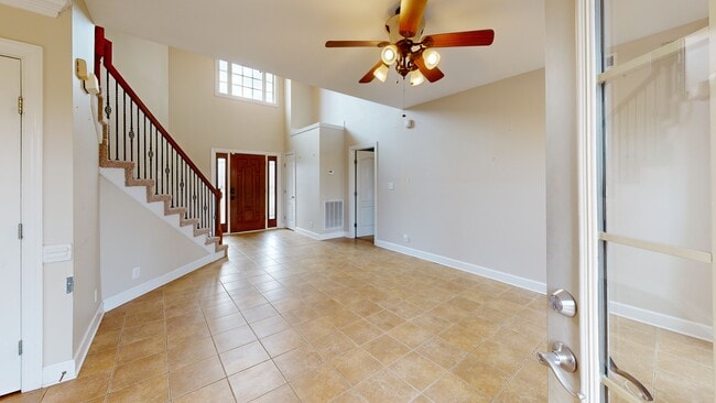 1257 Judge Tyler Dr, Clarksville, TN 37043 - photo 3