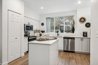 1525 Rock Creek Ridge Blvd SW, North Bend, WA 98045