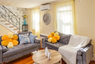 85 Beach Rd, Winthrop, MA 02152