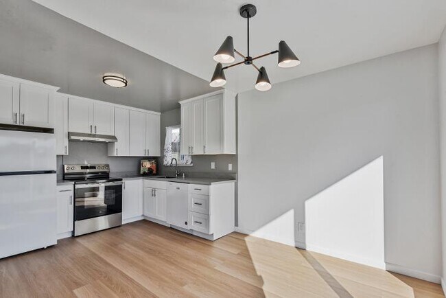 750 Bacon St unit 1, San Francisco, CA 94134 - photo 6