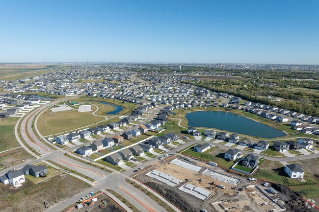 The Wilds is conveniently located near major thoroughfares, making communing quite easy.