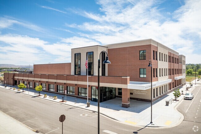 The newest school in Barber Valley, Dallas Harris Elementary serves students up to 6th grade.