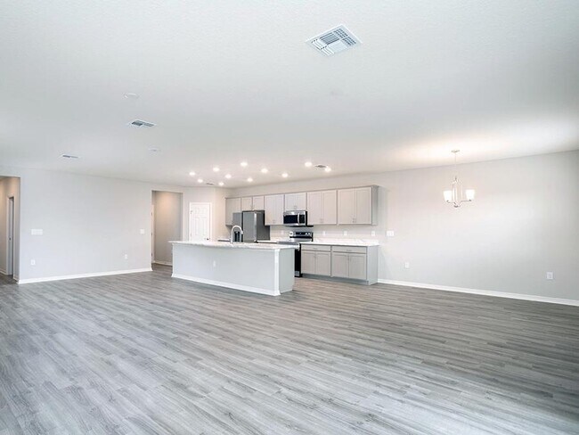 612 Ituna Cir unit 37319444, Winter Haven, FL 33881 - photo 4