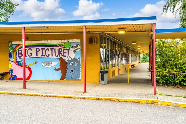 Highline Big Picture High offers plenty of extracurriculars for Manhattan students.