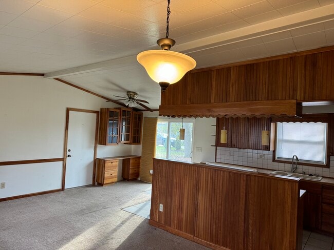 11328 Rio Vista Ave, Leo, IN 46765 - photo 3