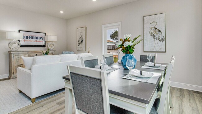 8501 Midtown Ct, Navarre, FL 32566 - photo 7