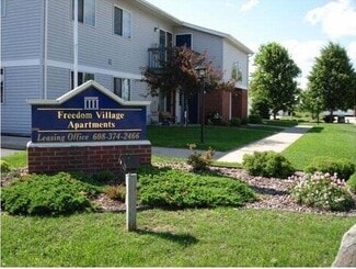 308 Murdock St Unit 12, Tomah, WI 54660