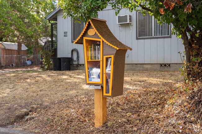 South Ashland residents can start a new book from this unique Little Free Library.
