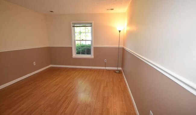 57 Tanglewood Ct unit Not Applicable, Monmouth Junction, NJ 08852 - photo 7