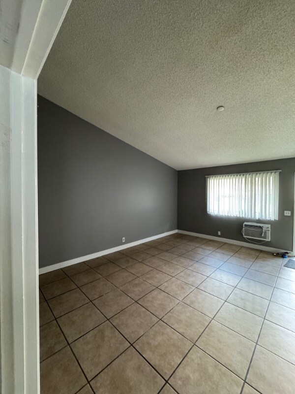 23244 Orange Ave, Lake Forest, CA 92630 - photo 6