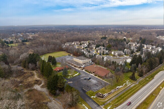 Divine Grace Lutheran School educates student from PK to K-8.