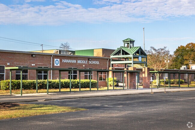 The Hanahan Middle School is ranked by Niche as #3 best public middle school in Berkeley County.