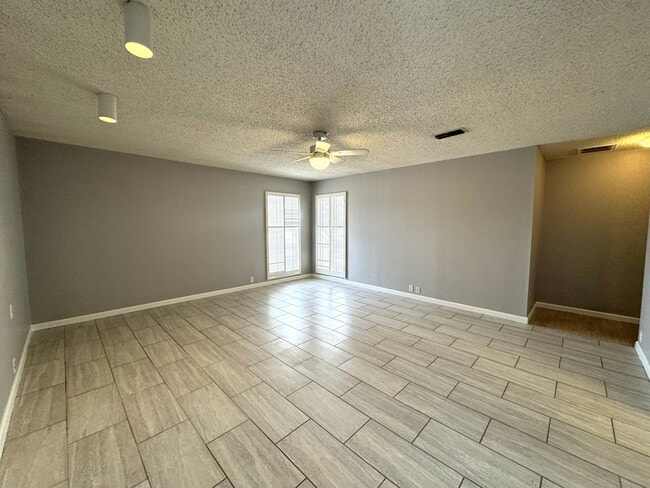 2405 Stutz Plaza, Midland, TX 79705 - photo 7