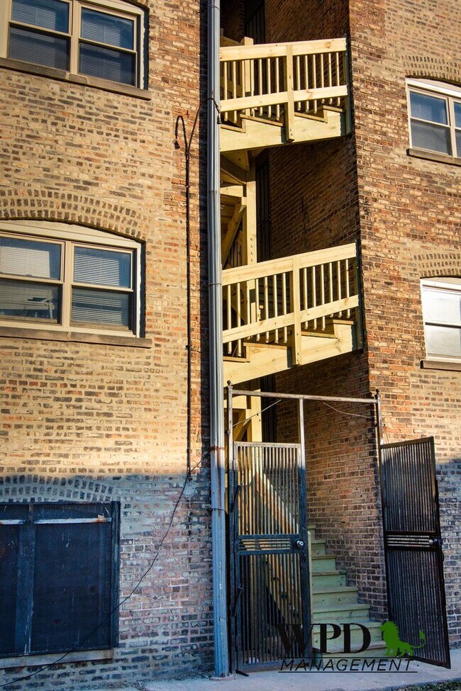 7930 S Morgan St unit 3E, Chicago, IL 60620 - photo 2