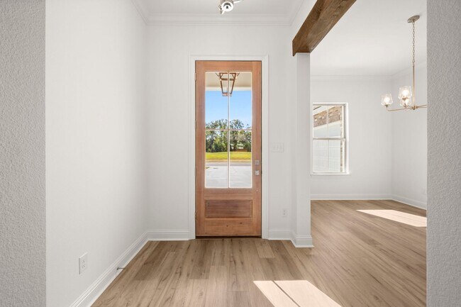 13276 Belle Reine Dr, Geismar, LA 70734 - photo 2