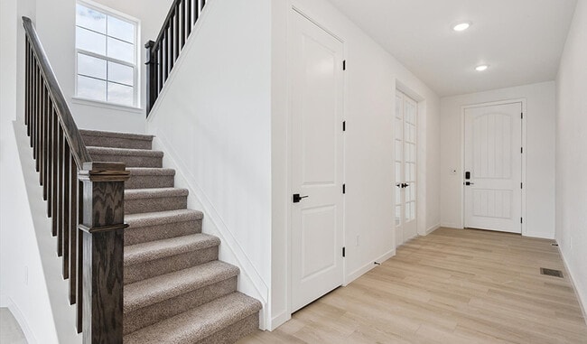 25020 E Pacific Ave, Aurora, CO 80018 - photo 3