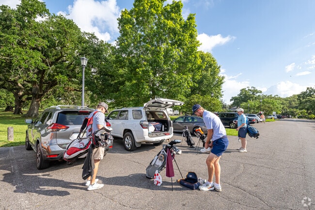 Audubon Park boasts a world class 18-hole golf course.