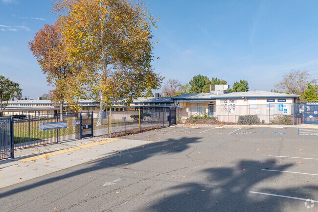 La Mesa Dale Elementary, building a foundation for bright futures.