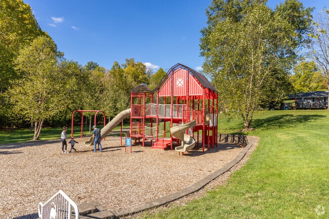 A popular spot for families in the Southern Hills area is Harveytown Park in Huntington, WV.