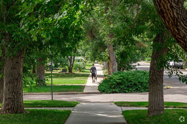 Northside residents can stroll along wide walkways throughout the neighborhood.