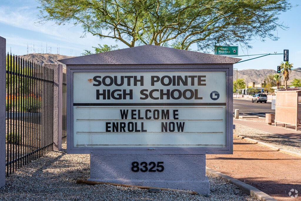 South Pointe High School, Rankings & Reviews