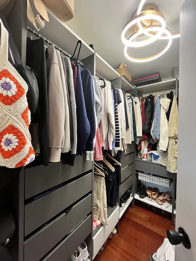 2429 Locust St unit 421, Philadelphia, PA 19103 - photo 5