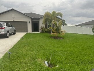 467 SW Jeanne Ave, Port Saint Lucie, FL 34953