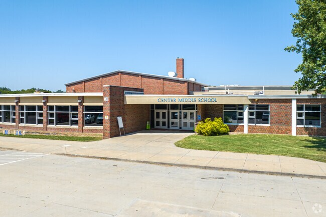 Center middle school program focused on collaboration and problem-solving.