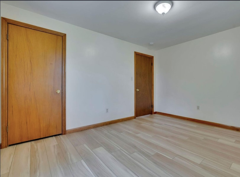 24 Riverview St, Sanford, ME 04073 - photo 1