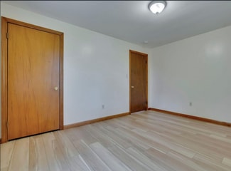 24 Riverview St, Sanford, ME 04073