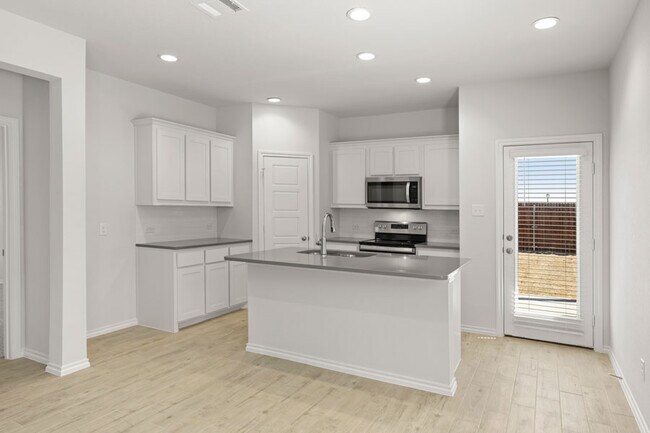 1620 Macadamia Ct unit 36481038, Aubrey, TX 76227 - photo 2