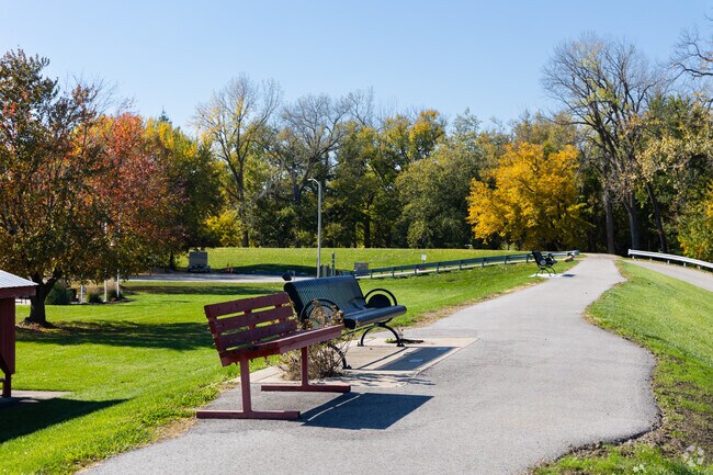 Andalusia offers many walking paths and places to rest.