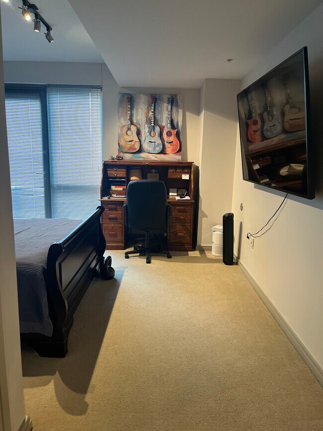 Midtown Crossing Buildings 3, 4, & 5 unit 5313, Omaha, NE 68131 - photo 7